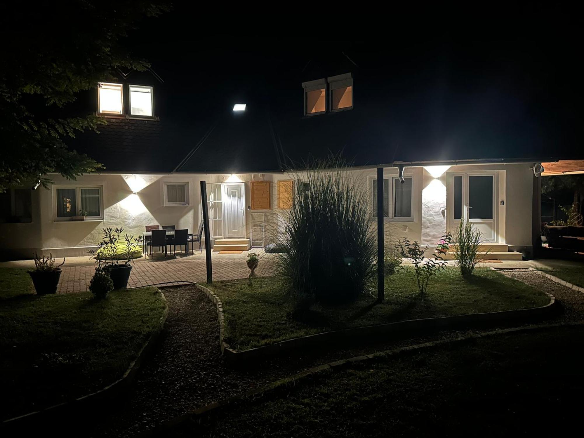 Levendulakert Siofok Apartmanhaz Exterior photo